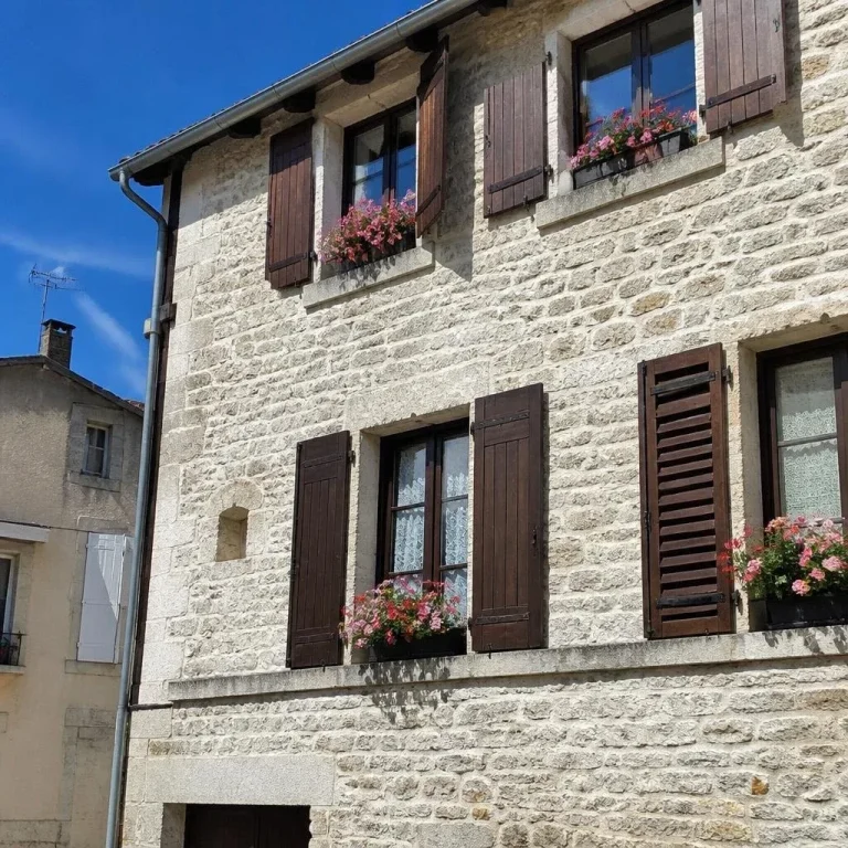 Appartement pour 5 personnes à Nontron, Appartement au Cœur de Nontron