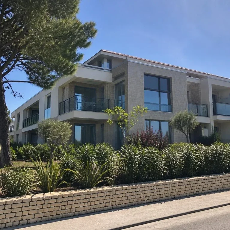 Location Fouras pour les vacances et meublé temporaire résultat 1