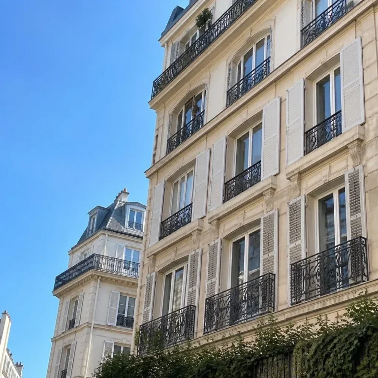 Appartement pour 9 personnes à Paris, Appartement des Barriques à Paris