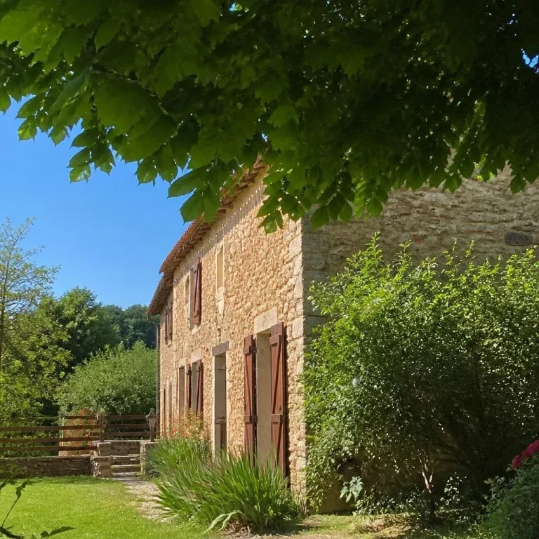 Appartement pour 2 personnes à Pazayac, Appartement des Camélias