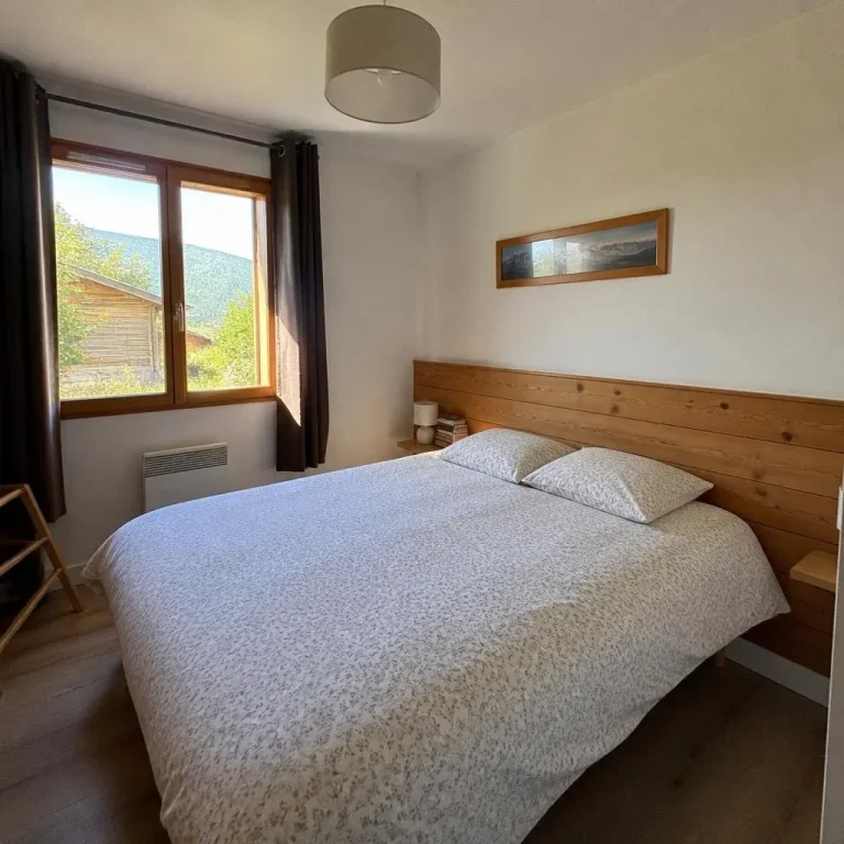 Location vacances Saint-Léger-les-Mélèzes photo 3