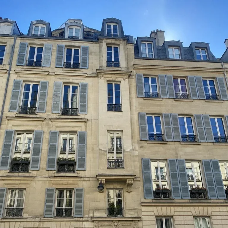 Appartement pour 2 personnes à Paris, Appartement Parisien au Charme Classique
