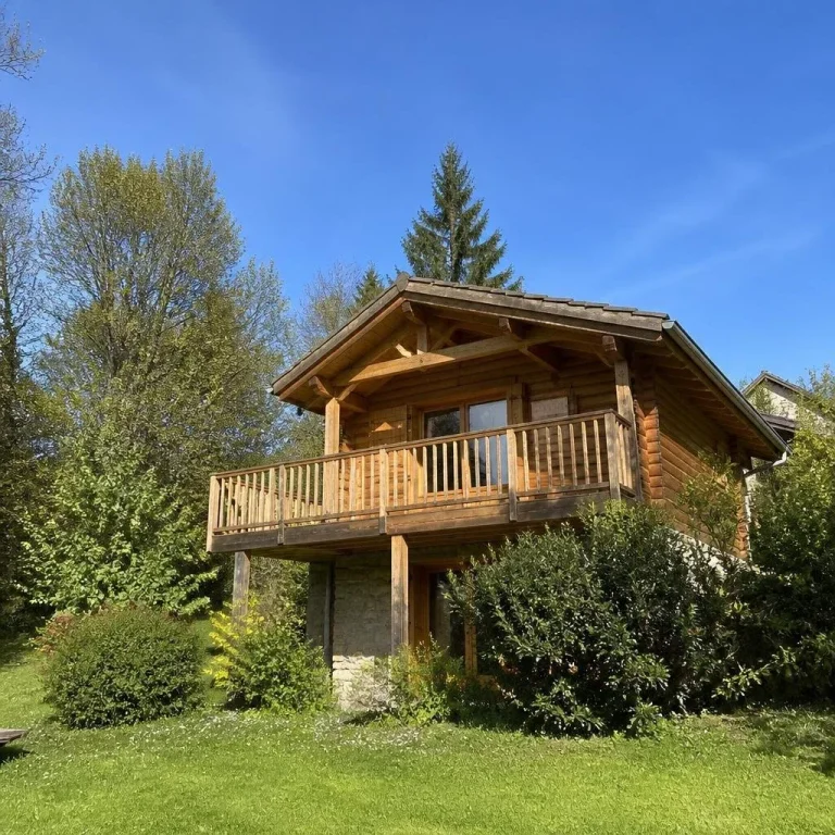Chalet pour 4 personnes à Picherande, Chalet des Myrtilles