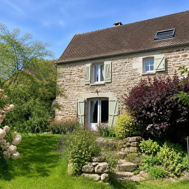 Gîte pour 4 personnes à Ussac, Gîte des Cèdres à Ussac