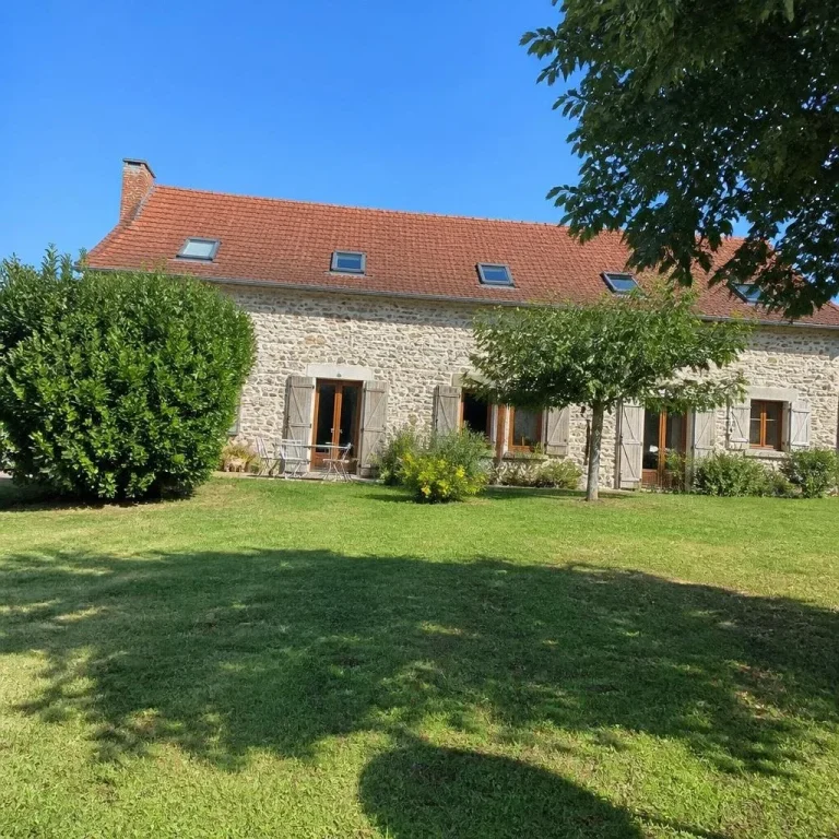 Gîte pour 8 personnes à Yzeure, Gîte des Lauzes