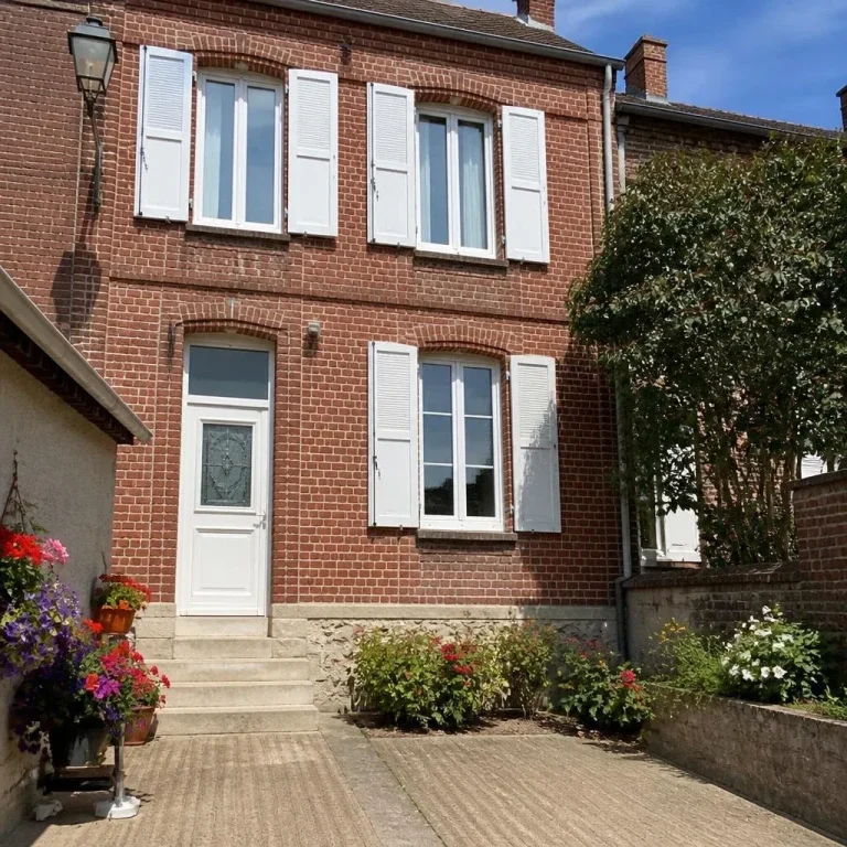 Maison de ville pour 8 personnes à Ailly-sur-Noye, Maison de la Fontaine