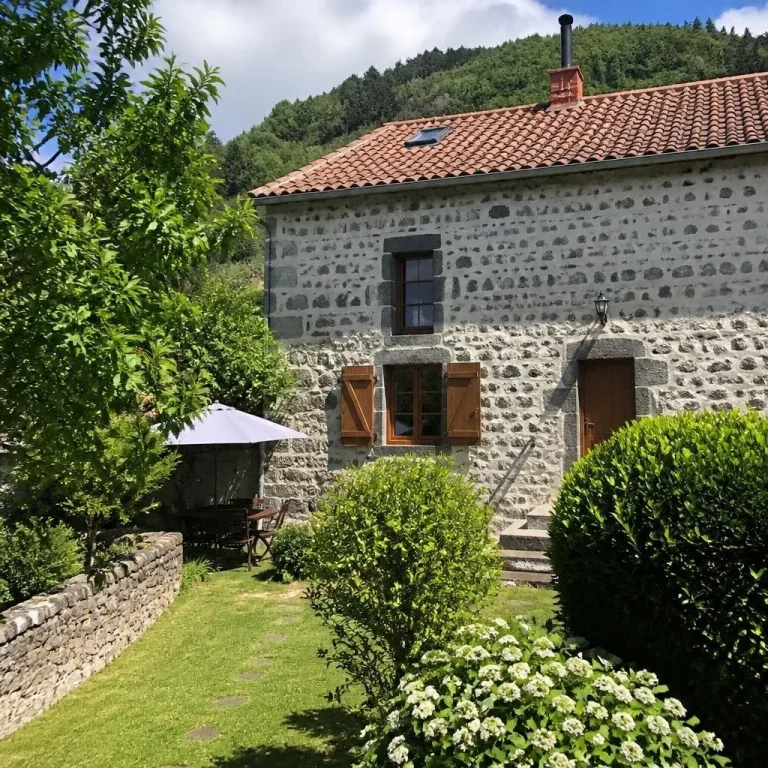Maison de ville pour 6 personnes à Saint-Nectaire, Maison de ville des Fleurs à Saint-Nectaire