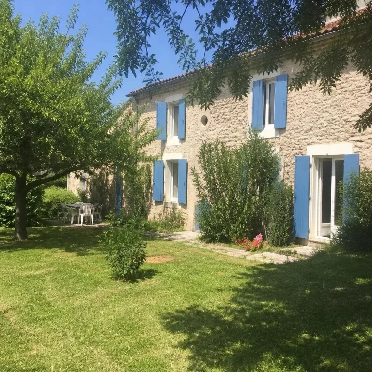 Maison pour 7 personnes à Coulon, Maison des Cigales