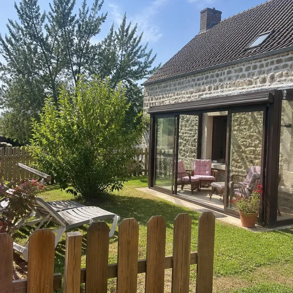 Location vacances Dompierre-sur-Besbre photo 1