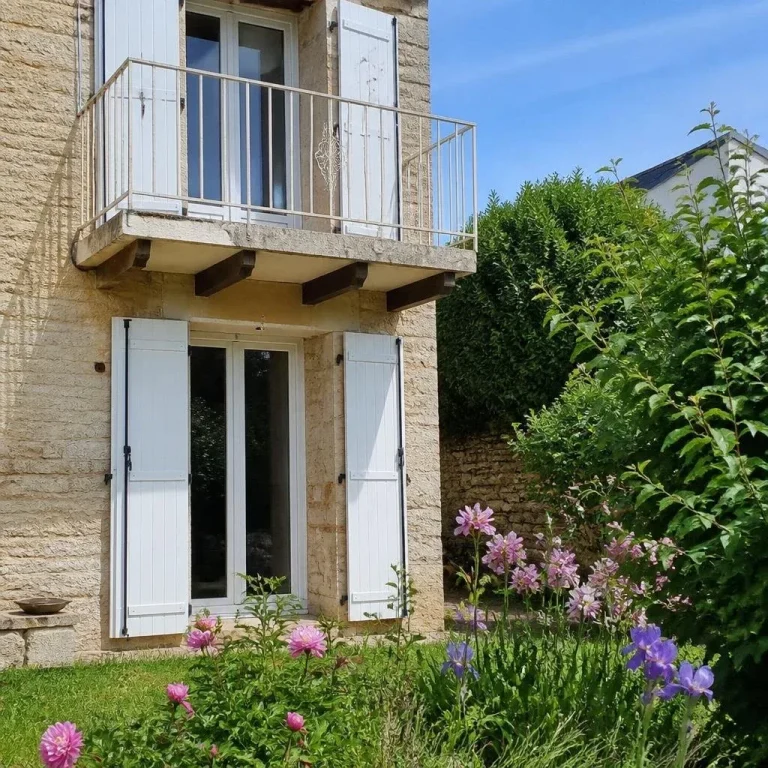 Location Vacances Studio Côte-d'Or • Meublé de tourisme résultat 1