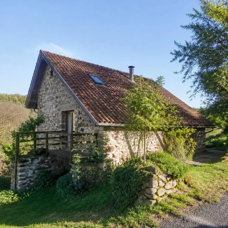 Studio pour 2 personnes à Pardines, Studio des Cèdres à Pardines