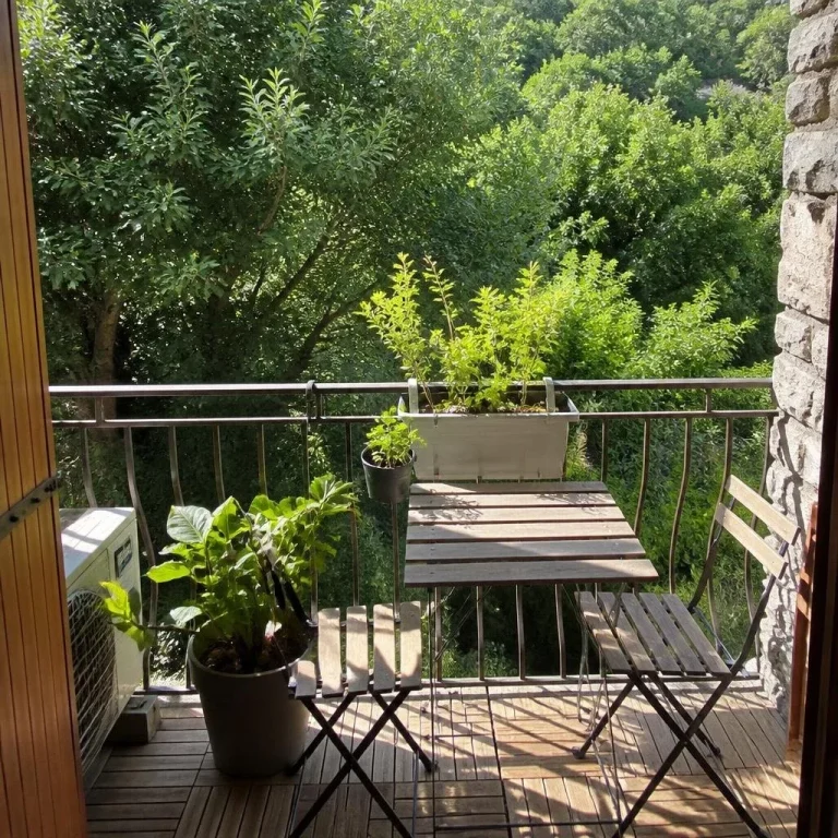 Studio pour 2 personnes à Sainte-Eulalie, Studio des Genêts