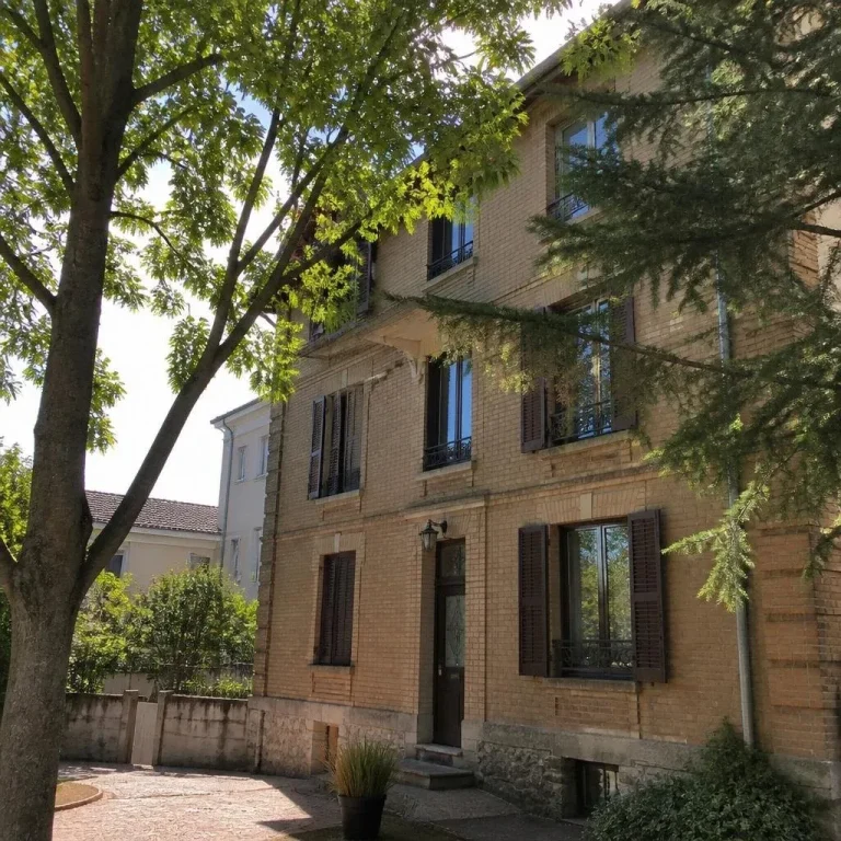 Studio pour 2 personnes à Saint-Michel-sur-Orge, Studio des Lilas à Saint-Michel