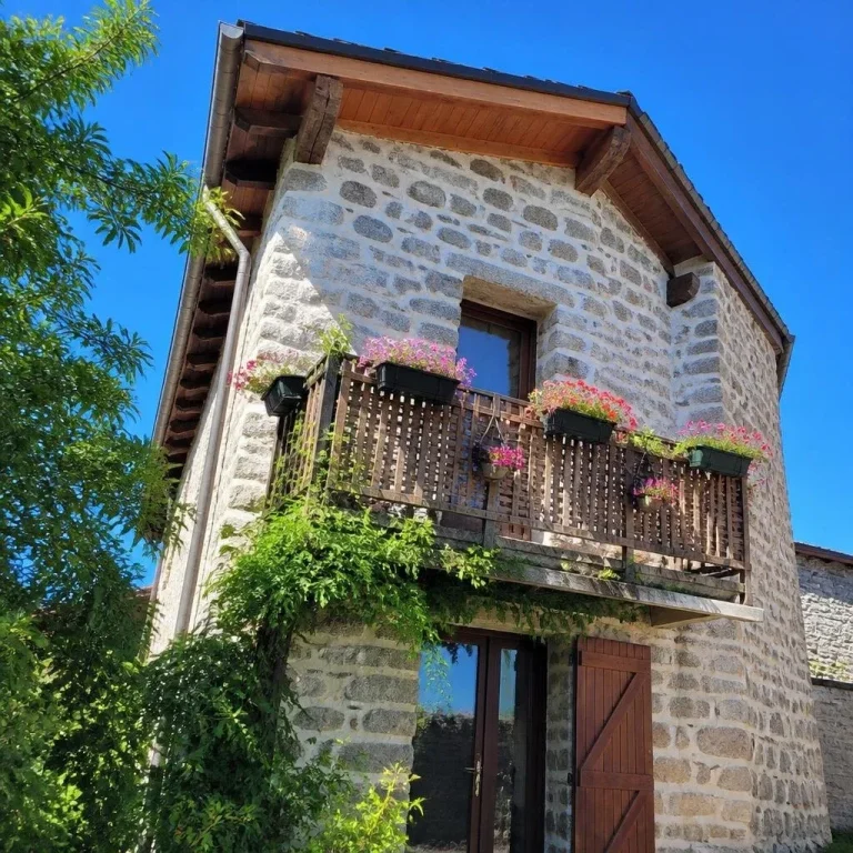 Studio pour 2 personnes à Saint-Pierre-Eynac, Studio des Sarments