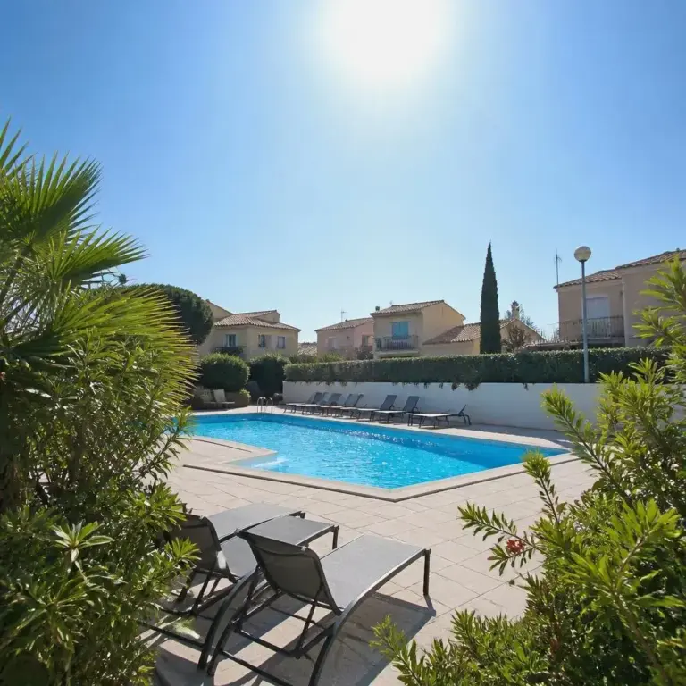 Appartement pour 4 personnes à Leucate, Terrasse et Vagues d&rsquo;été