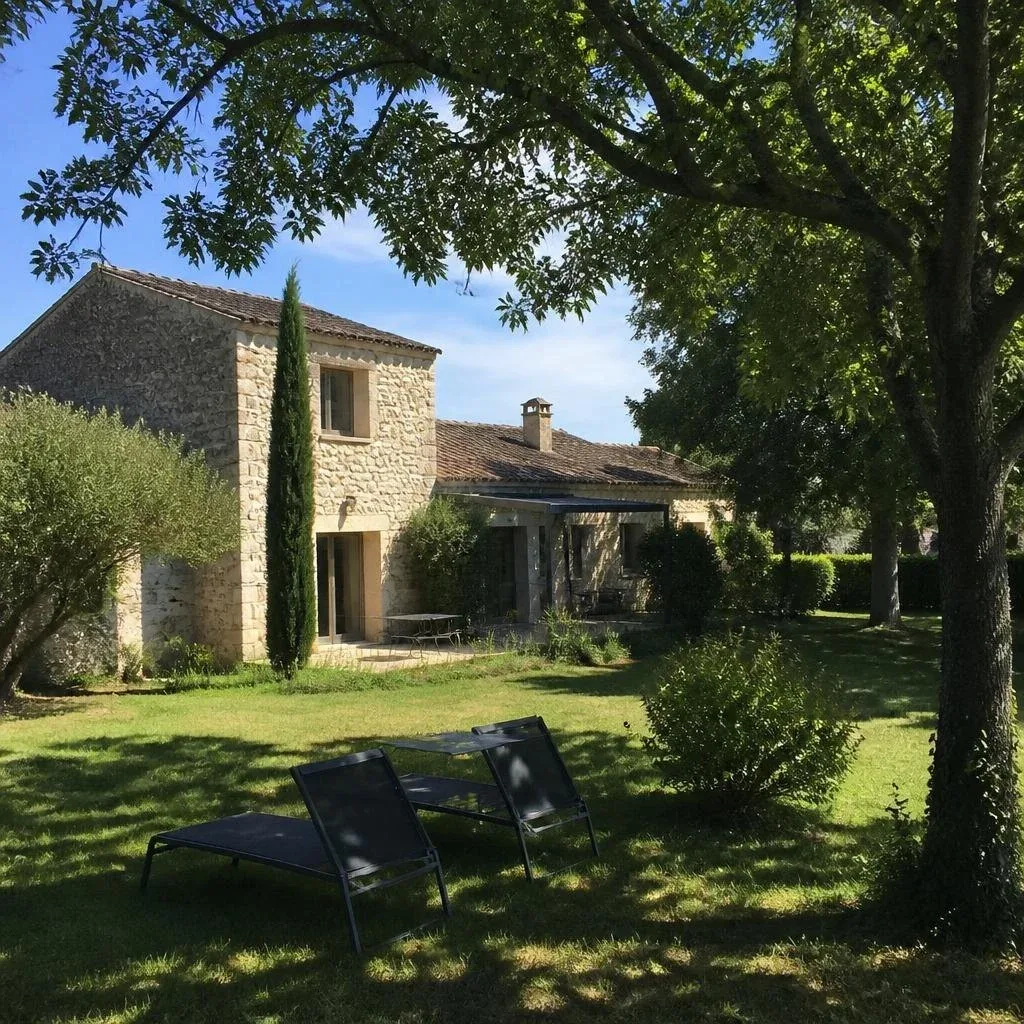 Location vacances Saint-Privat-de-Champclos photo 1