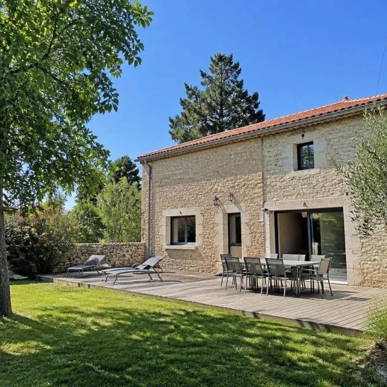Villa pour 9 personnes à Champigny en Rochereau, Villa des Cerisiers