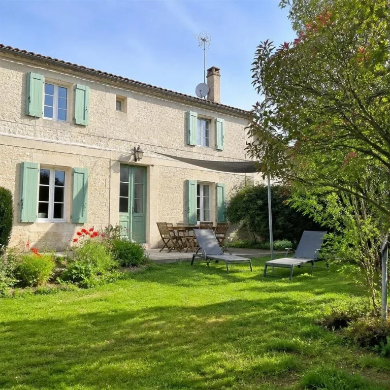 Villa pour 8 personnes à Surgères, Villa du Cycliste